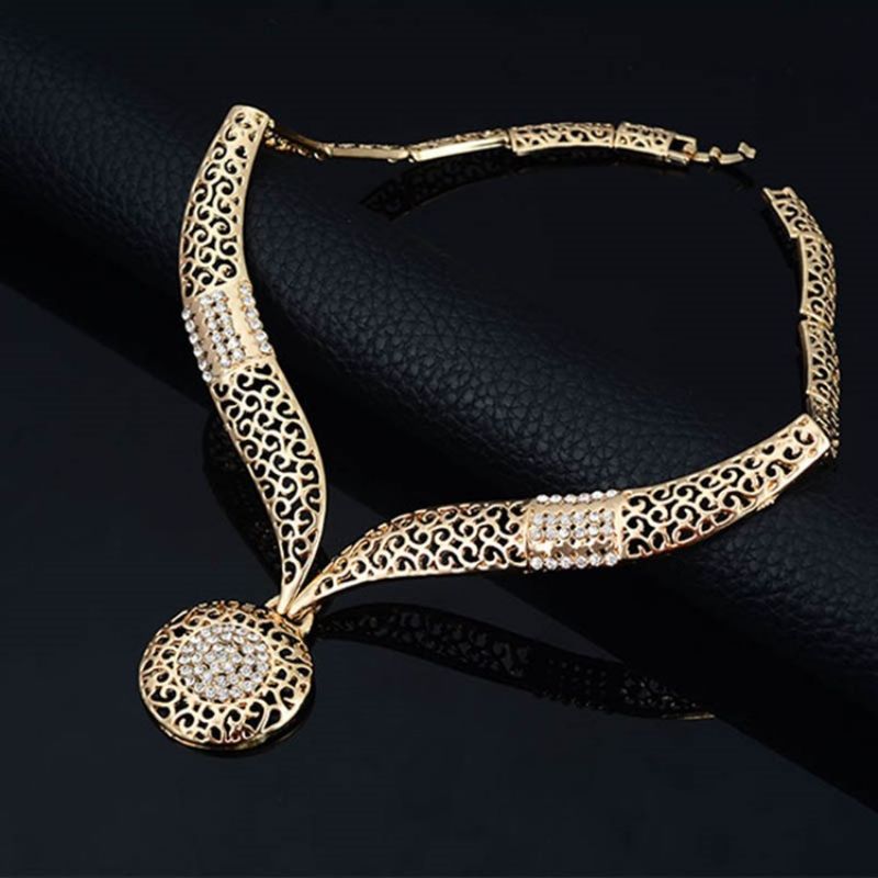 Golden Hollow Diamante Korusetti