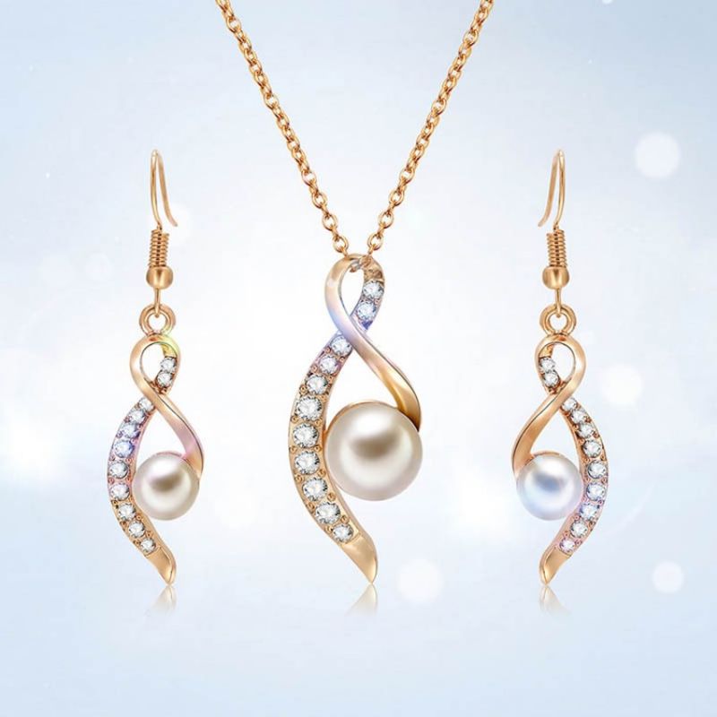 Pearl Diamante Naisten Korusetti