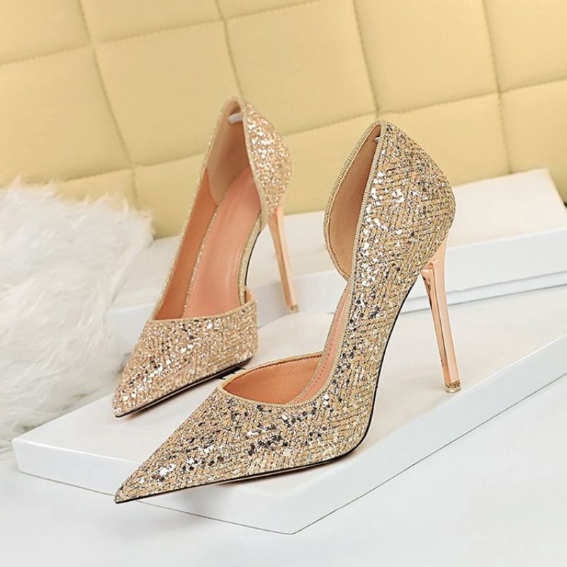 Teräväkärkinen Stiletto Heel Slip-On Banquet Ohut Kengät