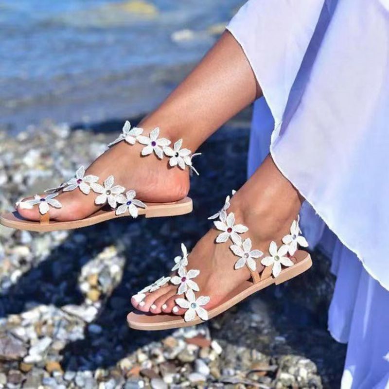 Slip-On Pyöreä Toe Litteä Applikaatiot Naisten Sandaalit